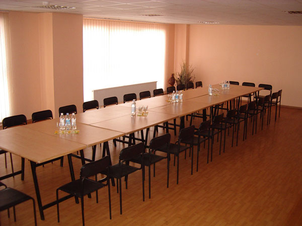 Hallen für Konferenzen und Seminare