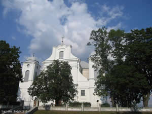 Dagdas Romas katoļu baznīca, Kirche