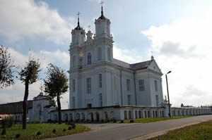 Dvietes Svētā Staņislava Romas katoļu baznīca, Kirche
