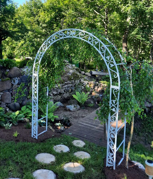 Metal forges for the garden
