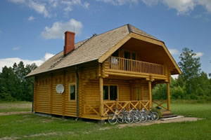 Jaunlīdumi, brīvdienu māja