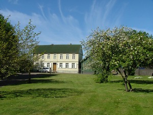 Klosteris, viesu māja
