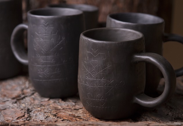 #keramika #ceramic #pottery #autumn #black #pot #tee #cup #Latvia #Latvija