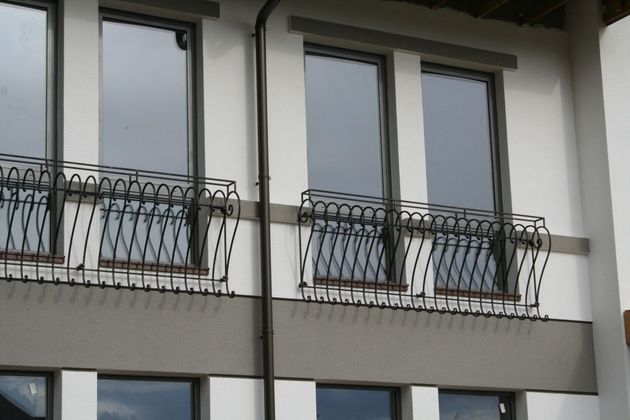 Balcony margins