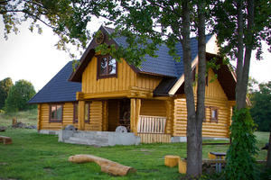 Saullēkti ozolos, guest house