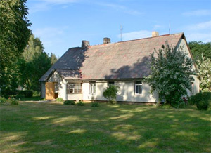 Senķi, lauku māja