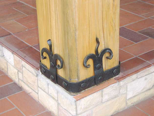 Decorative fittings for beams, columns
